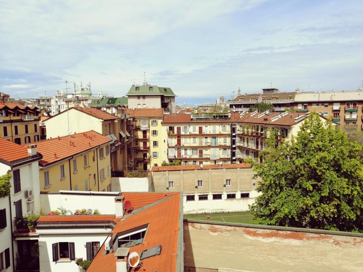 Romantic View * Milan
